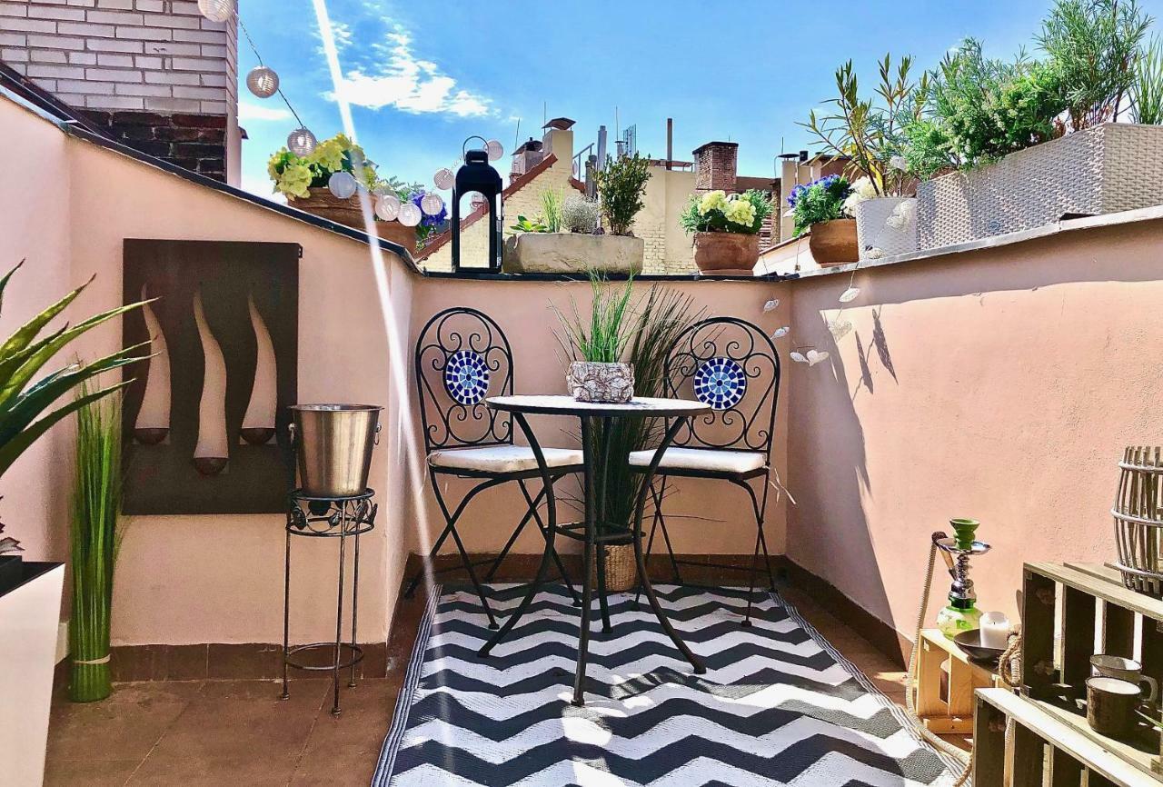 Duplex With Quite Terrace On Wenceslas Sq. Прага Екстериор снимка
